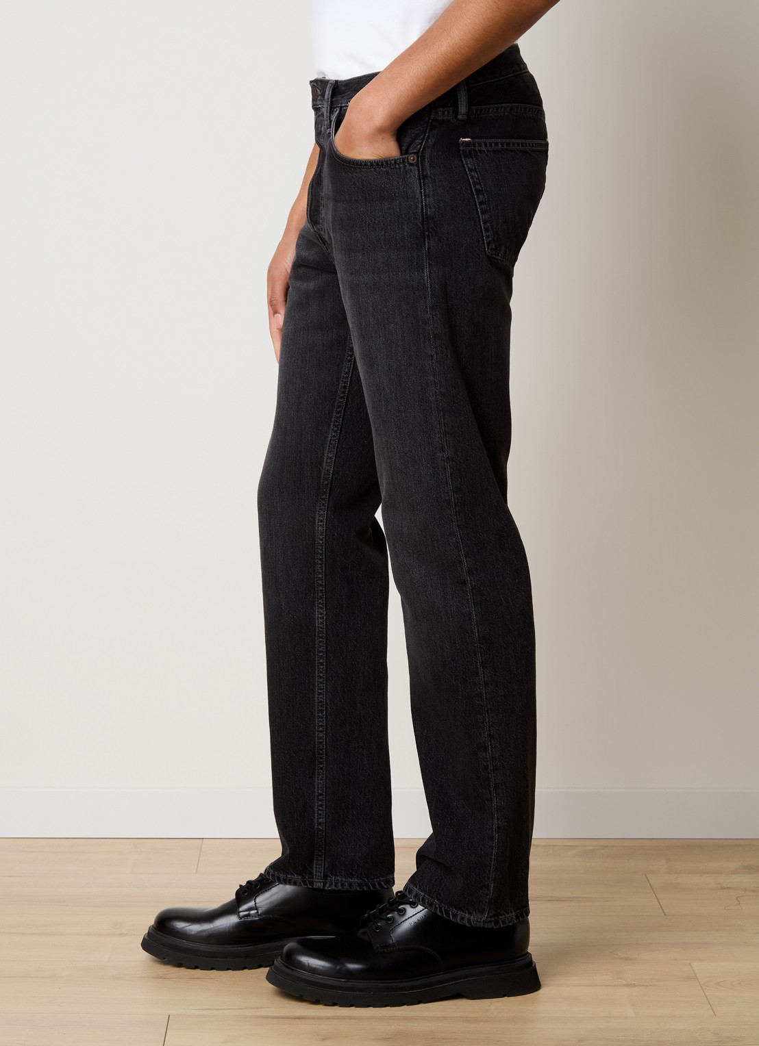 Acne Studios Straight leg jeans van  katoen met gekleurde wassing - detail 3 zwart
