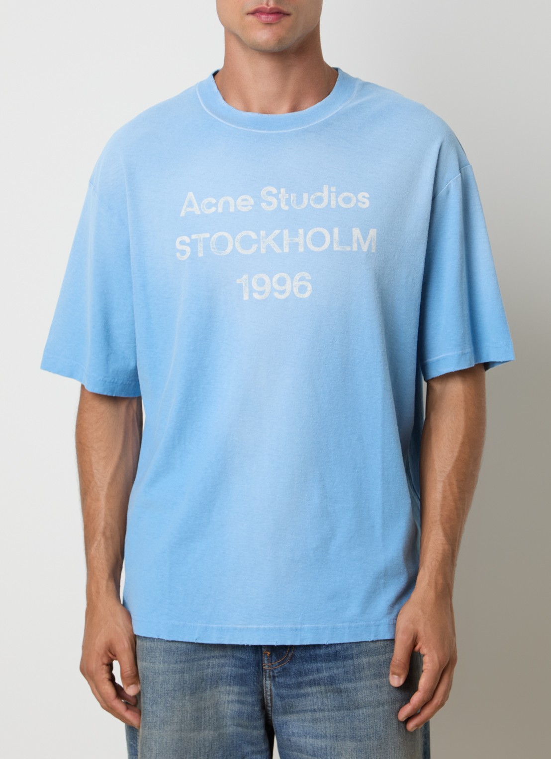 Acne Studios T-shirt met logoprint en verwassen afwerking - detail 3 lichtblauw