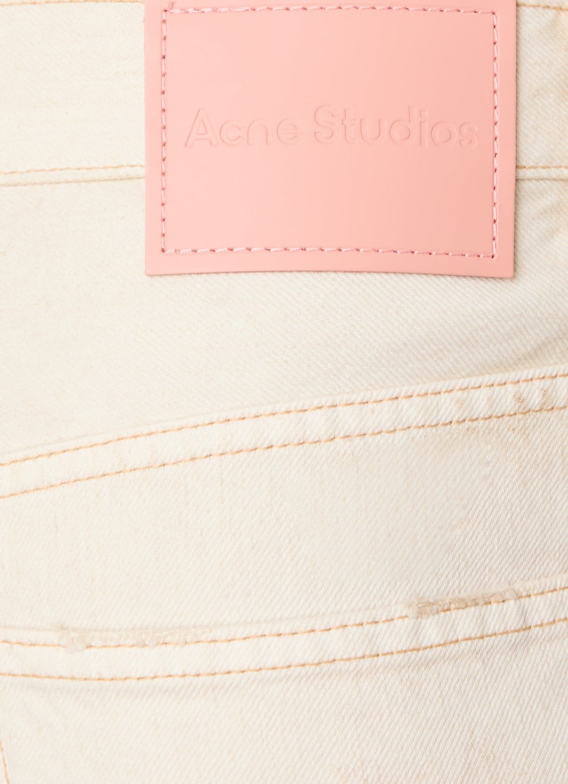Acne Studios Trafalgar loose fit korte broek van denim met gekleurde wassing - detail 3 beige