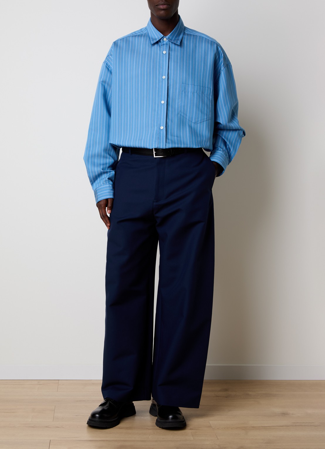 Acne Studios Wide fit chino met steekzakken - voorkant 6 donkerblauw