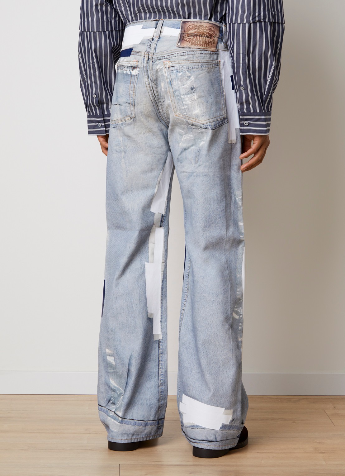 Acne Studios Wide leg jeans met lichte wassing - achterkant 4 indigo