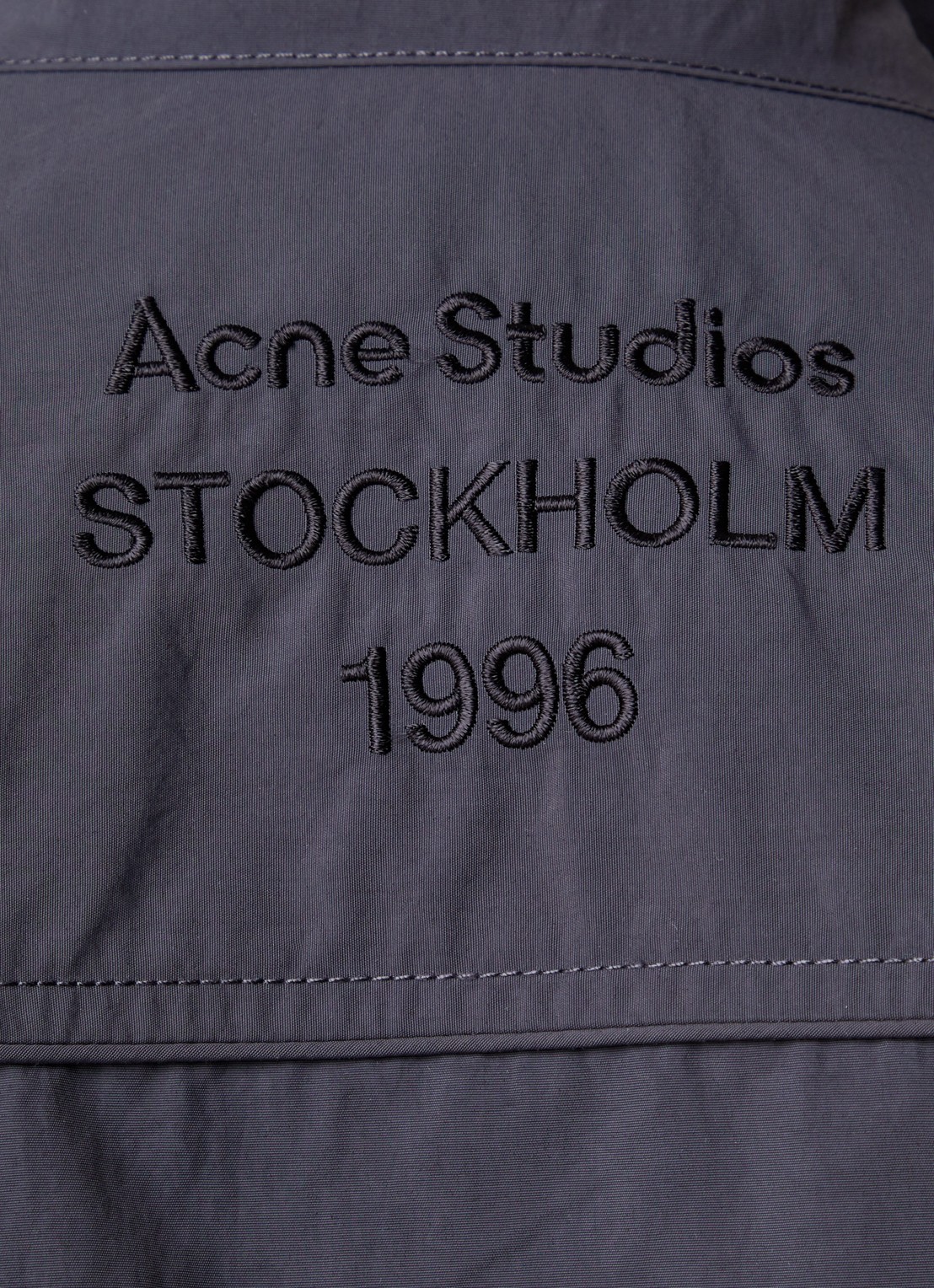 Acne Studios Windjack met opstaande kraag - detail 6 donkergrijs