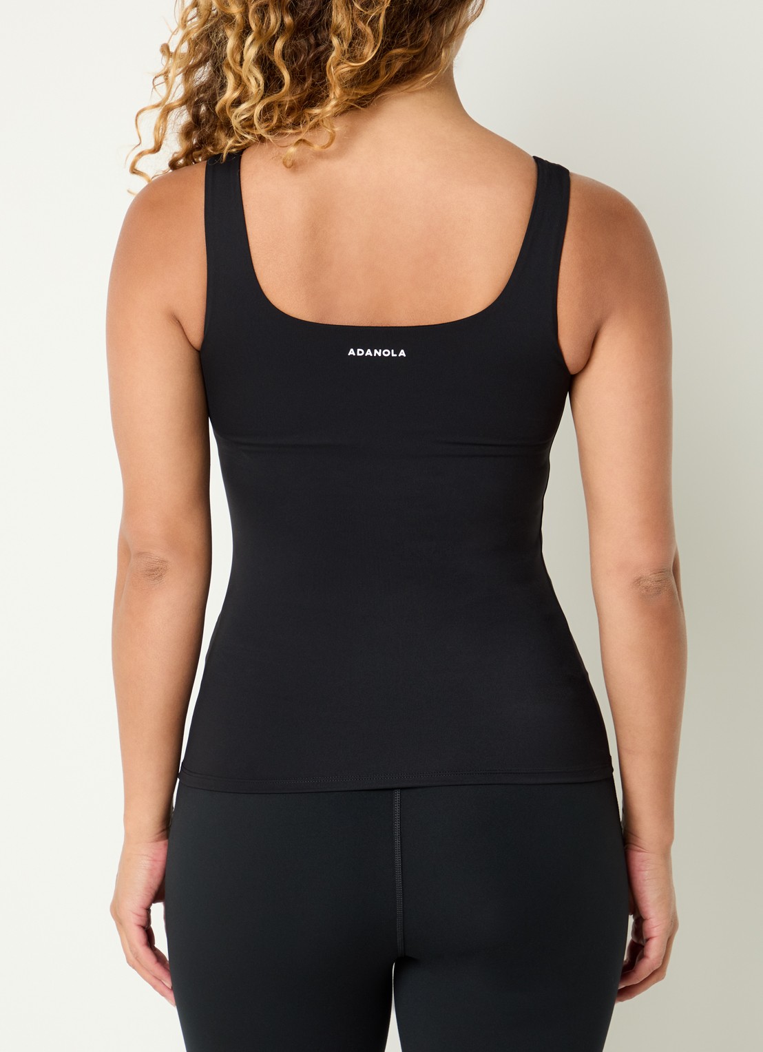Adanola Ultimate singlet met uitneembare vulling - achterkant 4 zwart