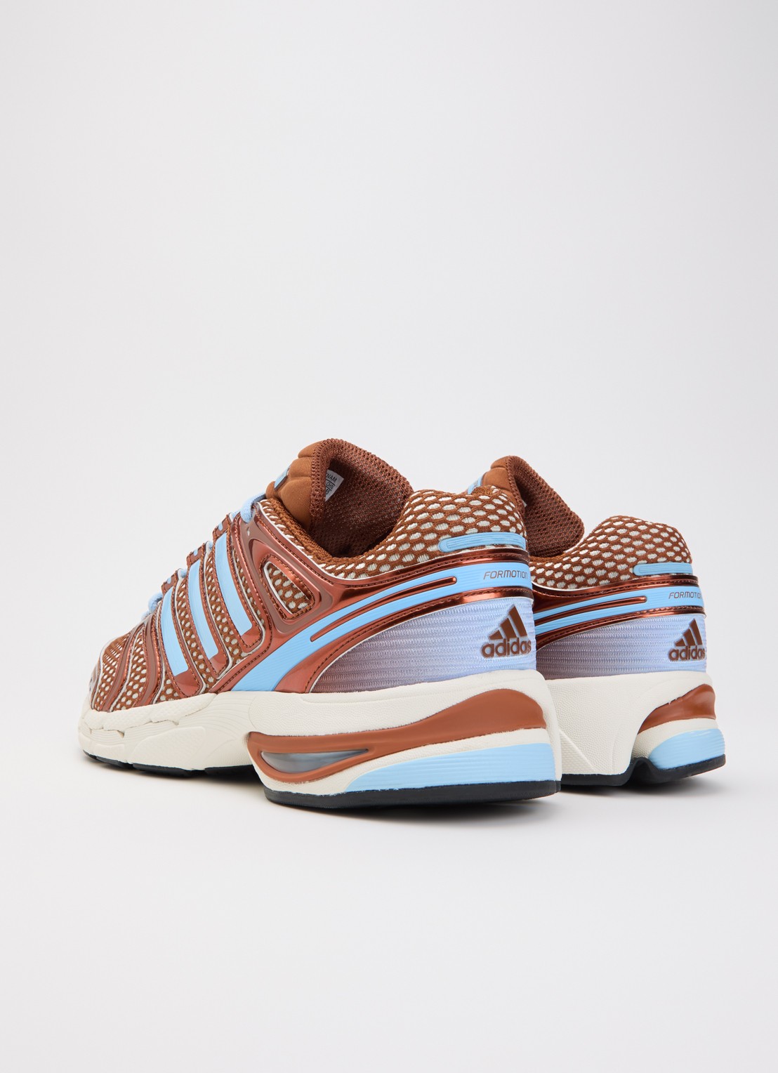 Adidas Adistar Control 5 sneaker met logo  - achterkant 5 brons