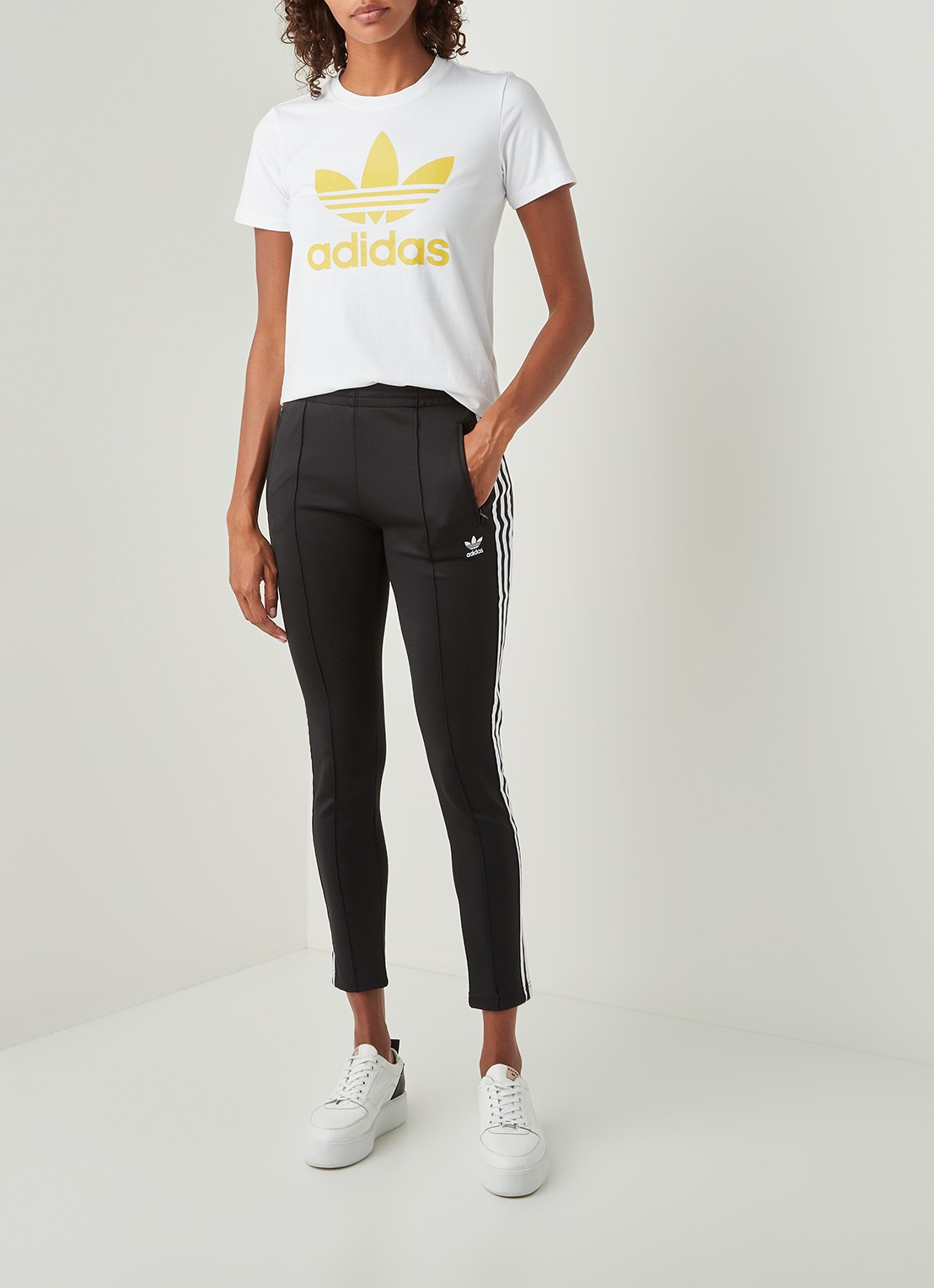 Adidas High waist slim fit joggingbroek met logo - voorkant 2 zwart