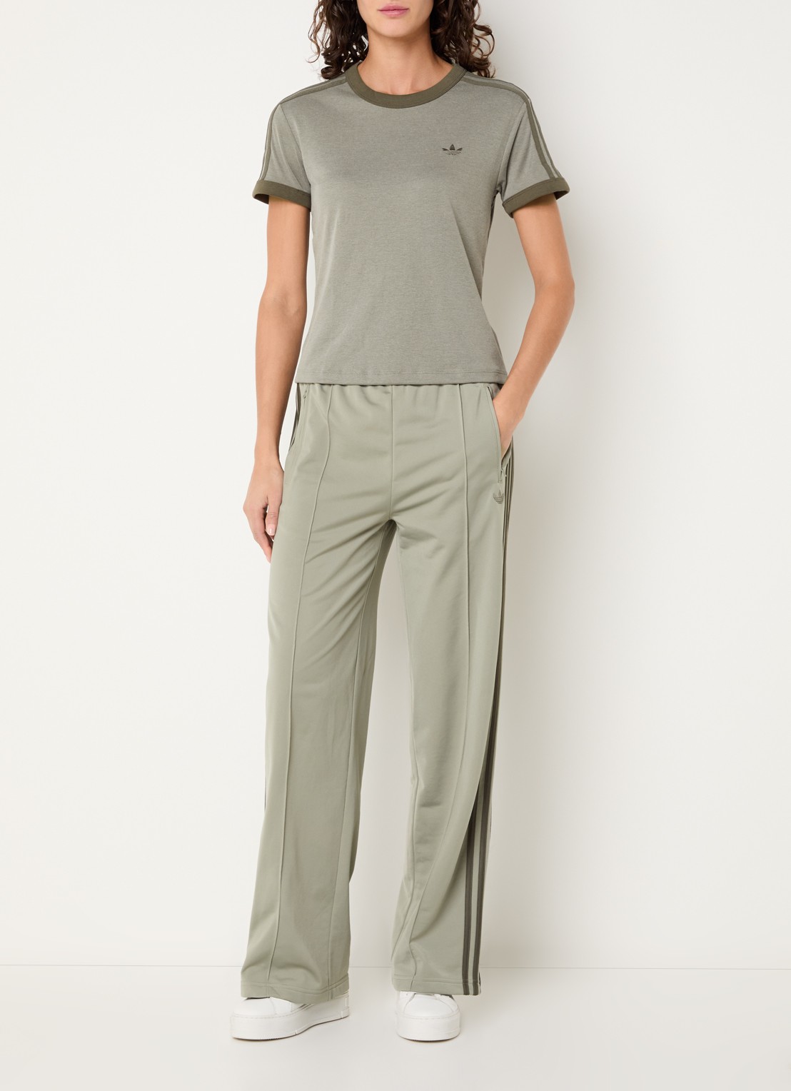 adidas Mid waist loose fit joggingbroek met ritszakken - voorkant 3 lindegroen