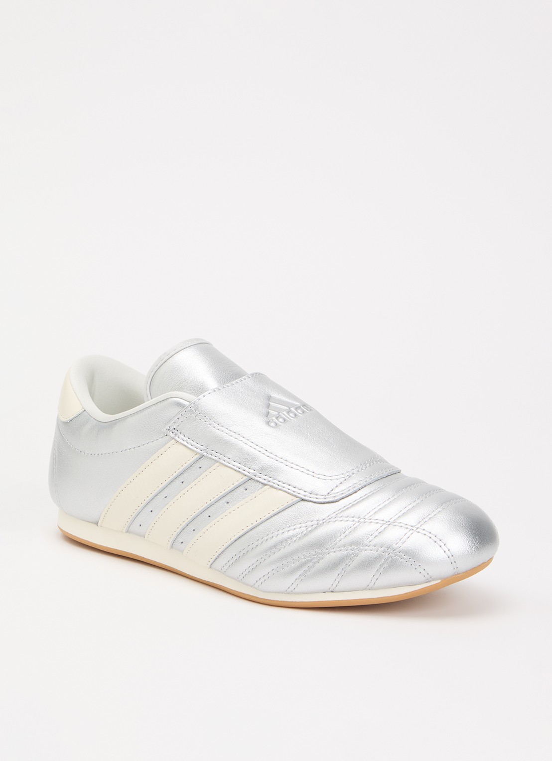 Adidas Taekwondo sneaker van leer met metallic finish - voorkant zilver