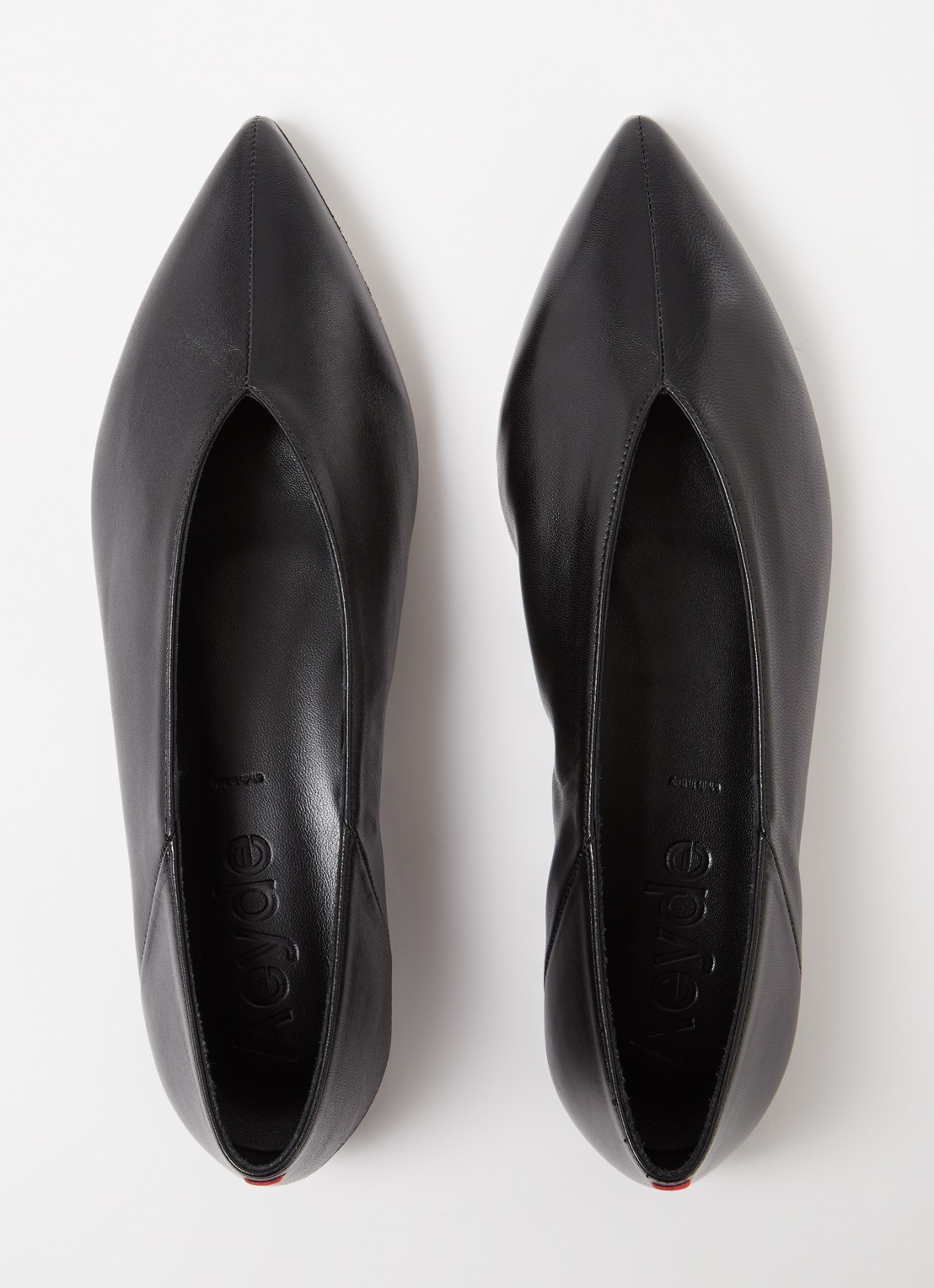 Aeyde Moa ballerina van leer - detail 3 zwart