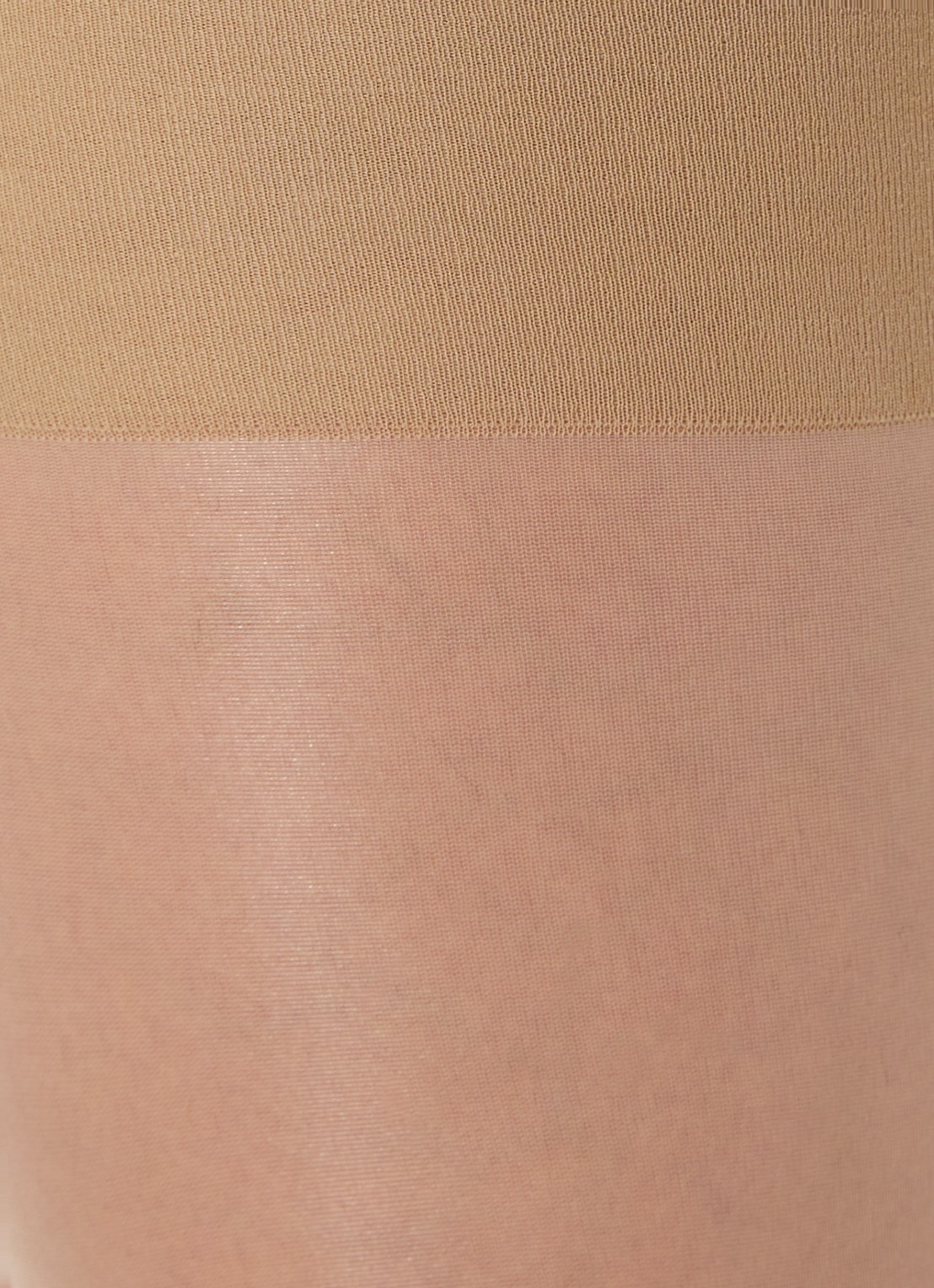 Agent Provocateur Amber hold-ups in 15 denier champagne - detail 3 camel