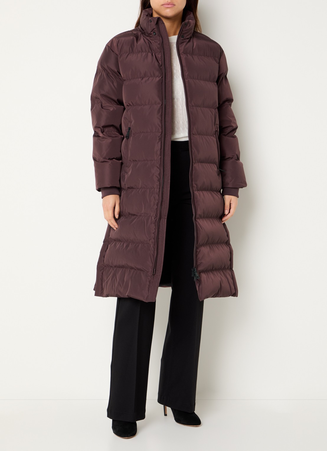 Airforce Grace longline puffer jas met afneembare capuchon - voorkant 2 chocoladebruin