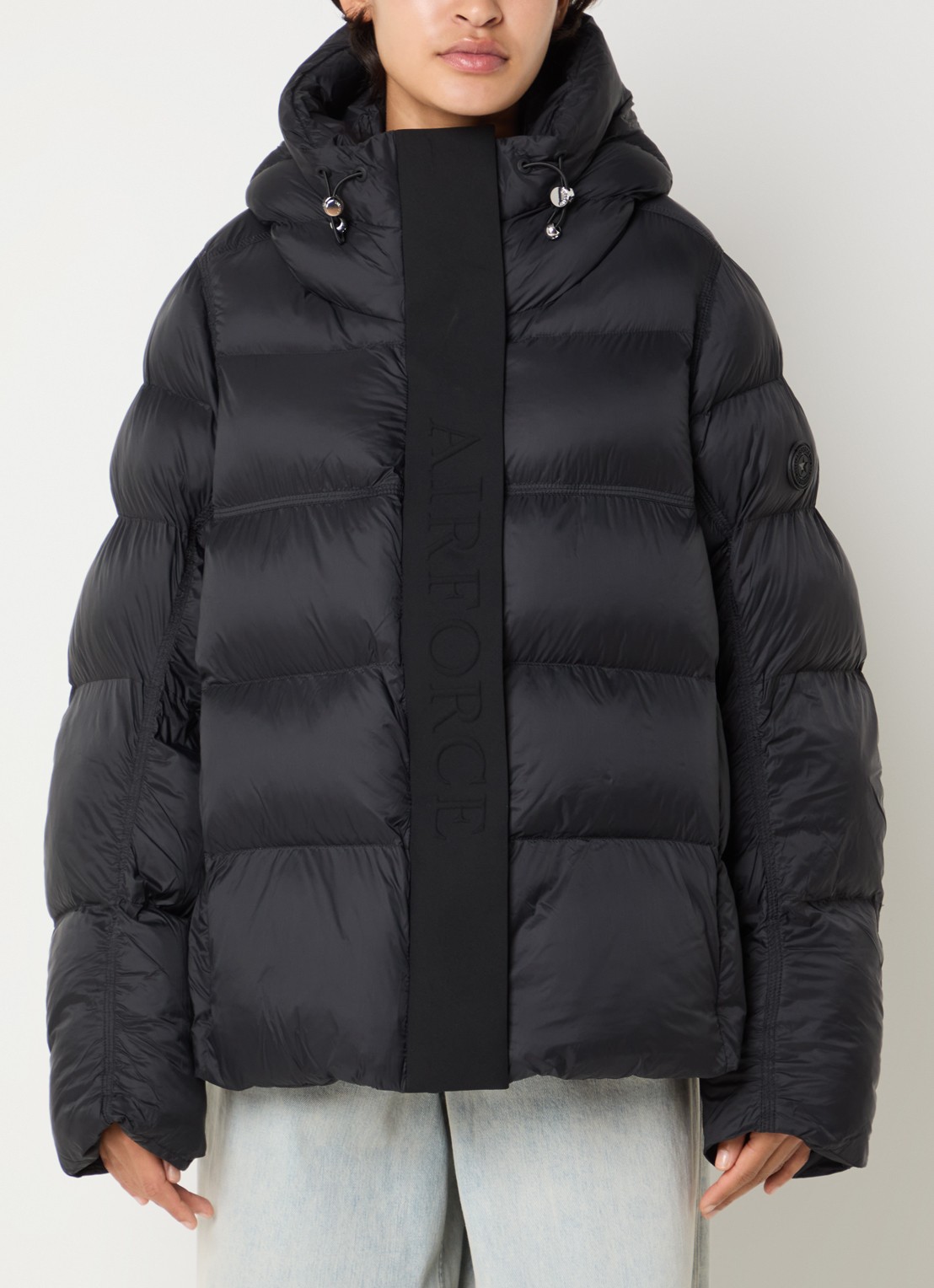 Airforce Kaia puffer jack met capuchon en logo - detail 3 zwart