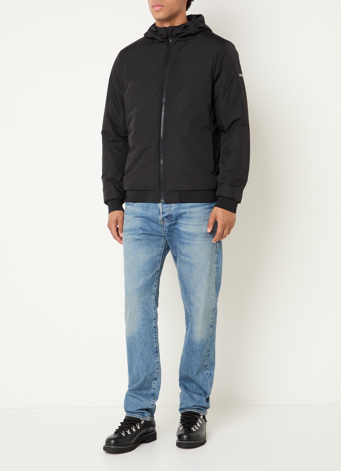 Airforce Larry gewatteerd bomberjack met capuchon en waterafstotende coating - voorkant 3 zwart