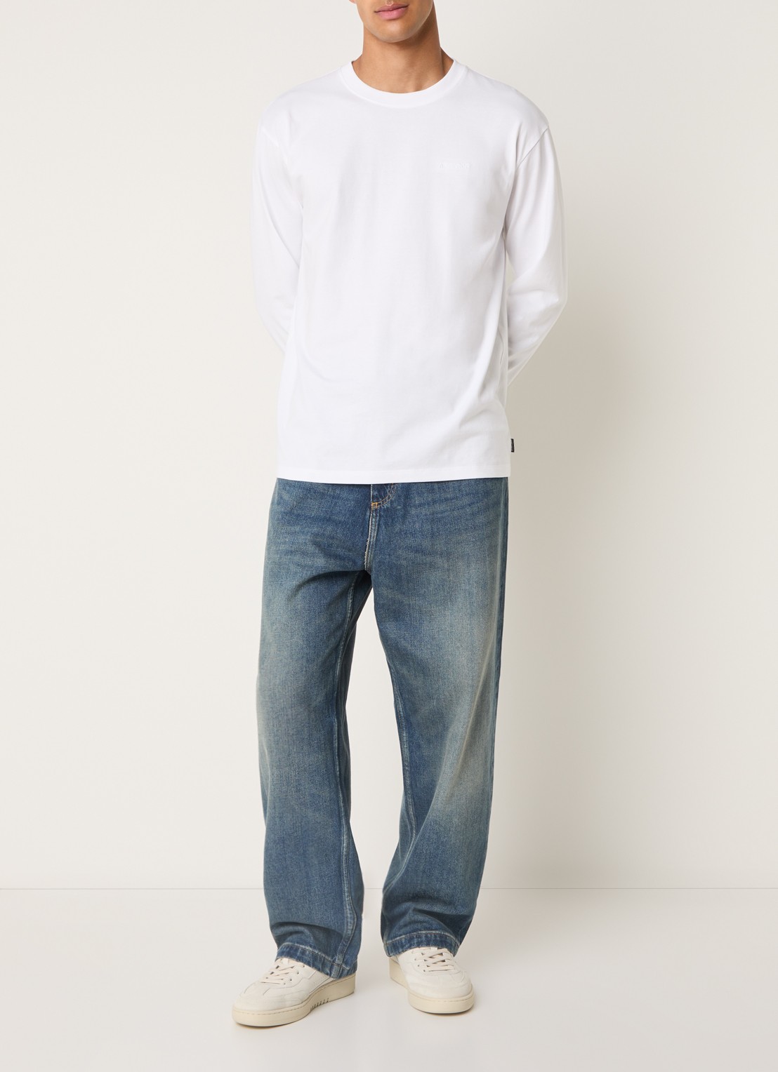 Airforce Longsleeve met logo - voorkant 2 wit