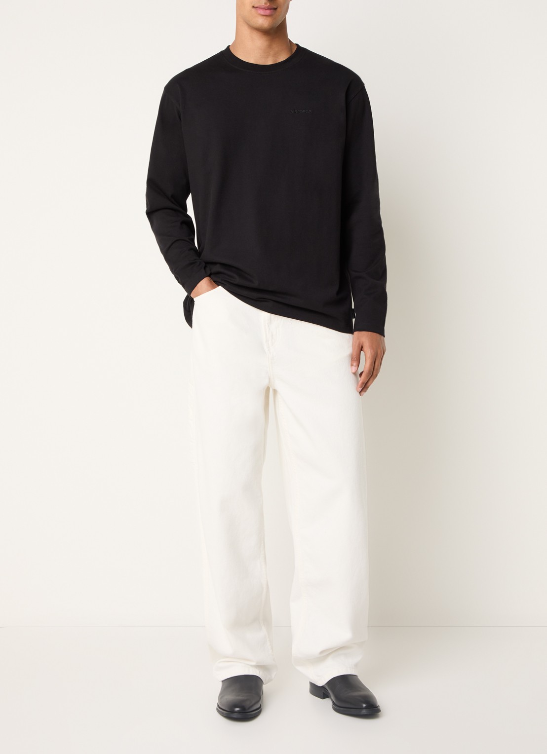 Airforce Longsleeve met logo - voorkant 2 zwart