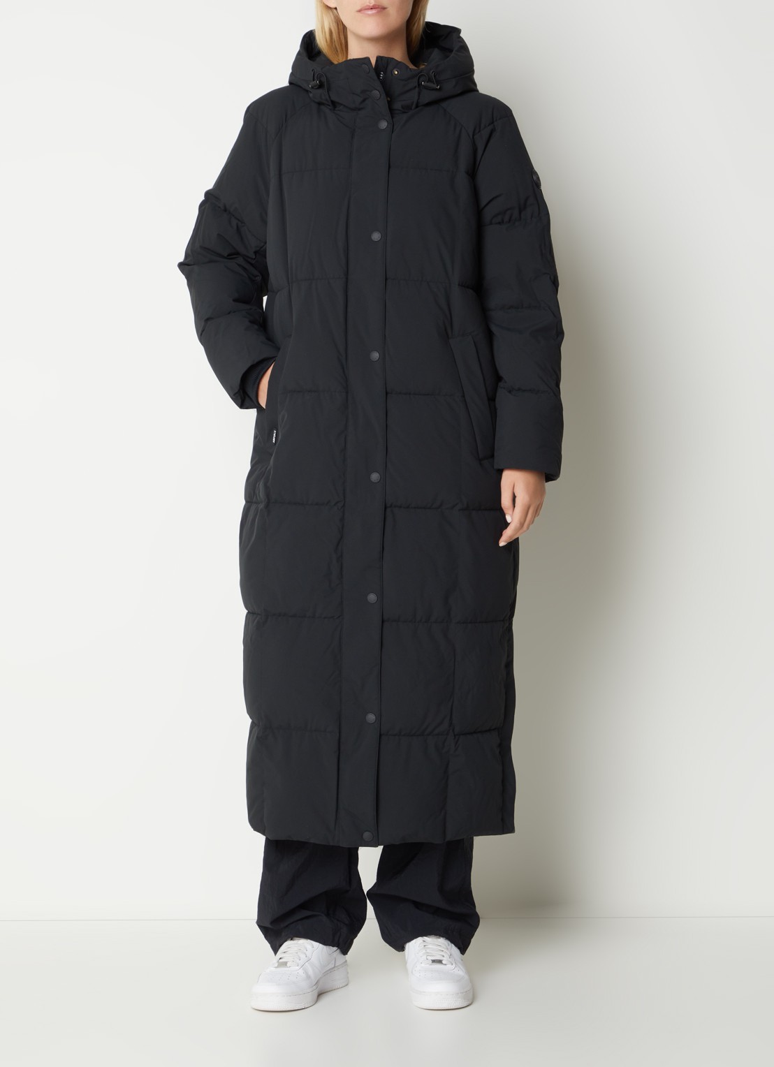 Airforce Nia longline puffer jas met ritszakken en capuchon - detail 4 zwart