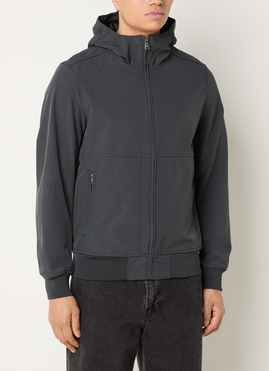 Airforce Rix softshell jack met capuchon en ritszakken - detail 4 grijs