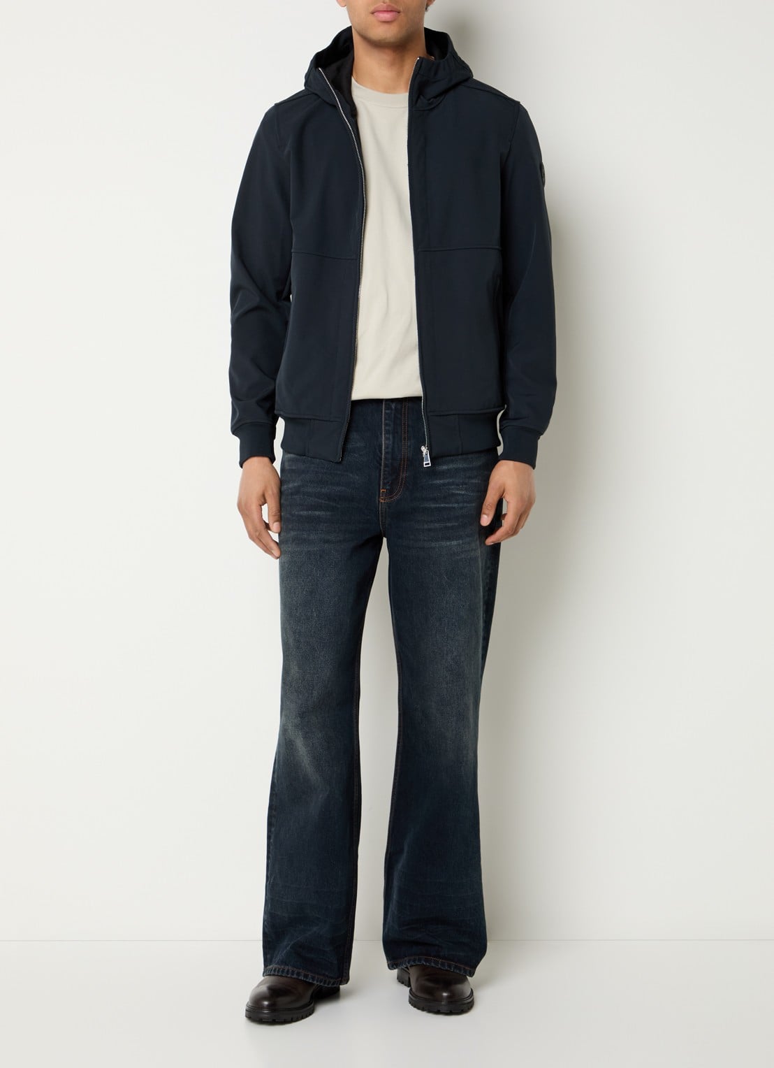 Airforce Rix softshell jack met capuchon en ritszakken - voorkant 3 donkerblauw