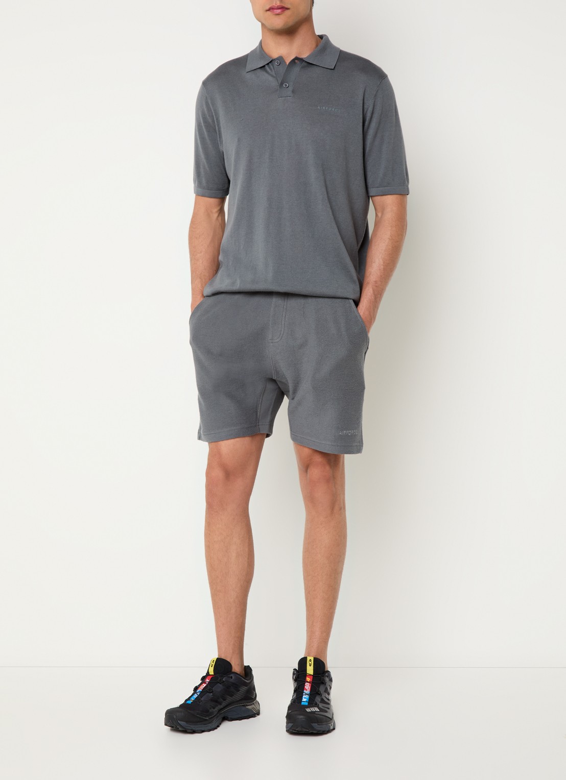 Airforce Straight fit korte joggingbroek van  katoen - voorkant 2 grijs