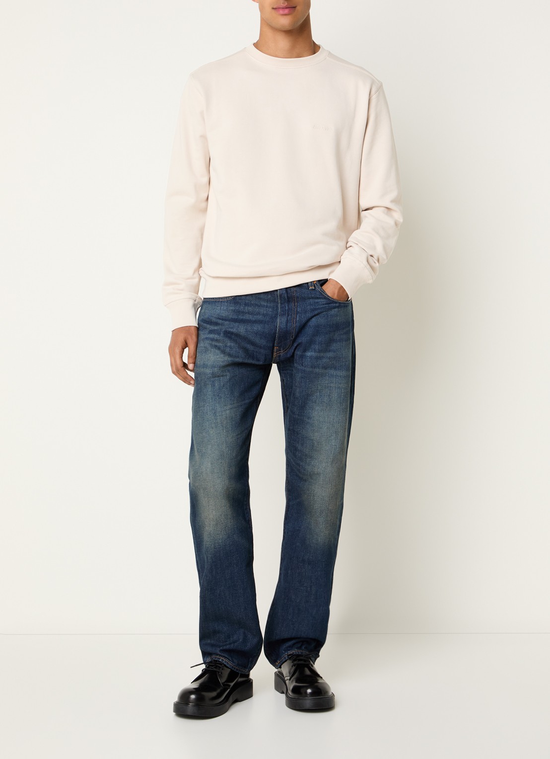 Airforce Sweater met logoborduring en backprint - voorkant 4 creme