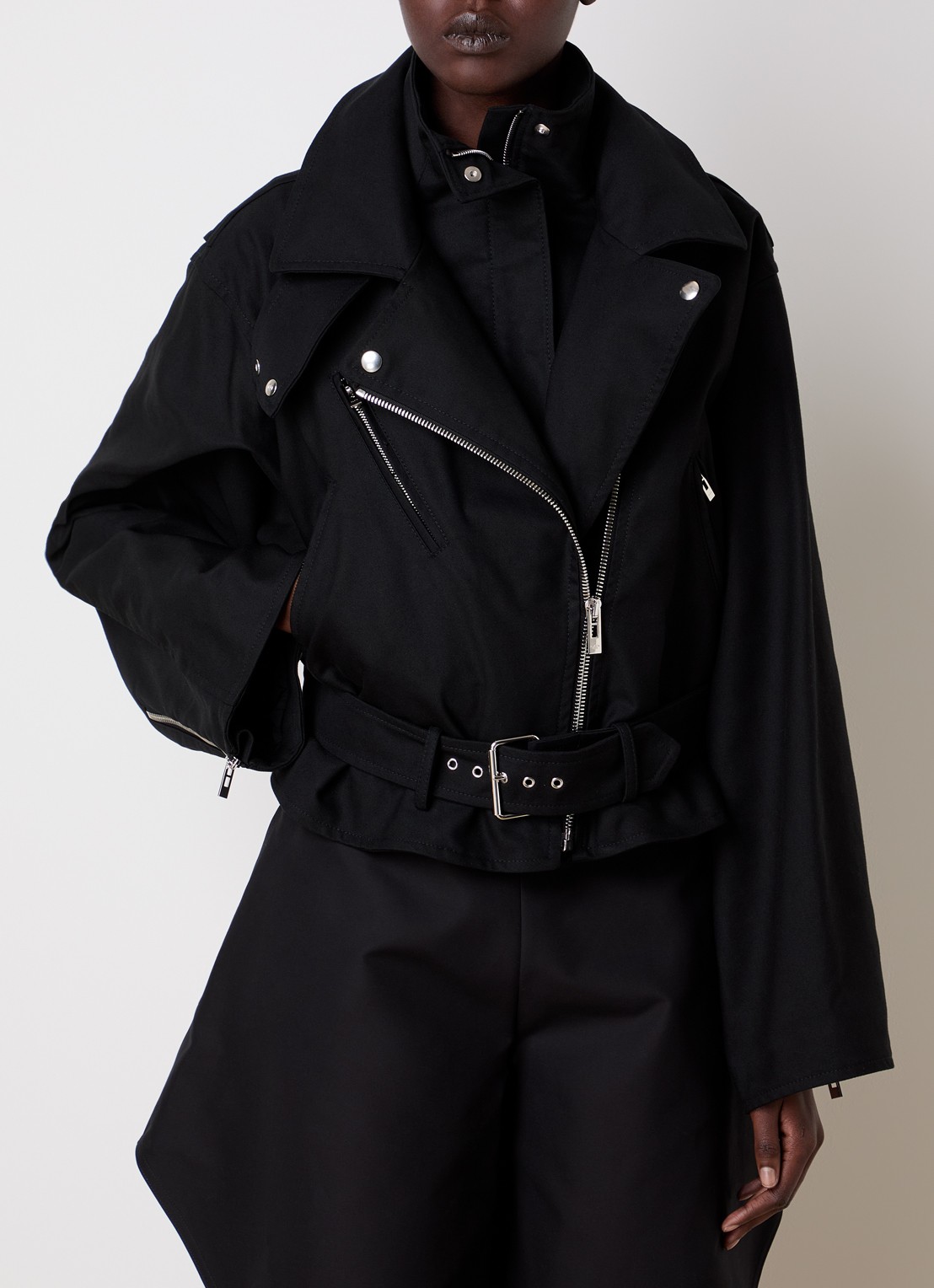Alaïa Bikerjack met ceintuur - detail 3 zwart