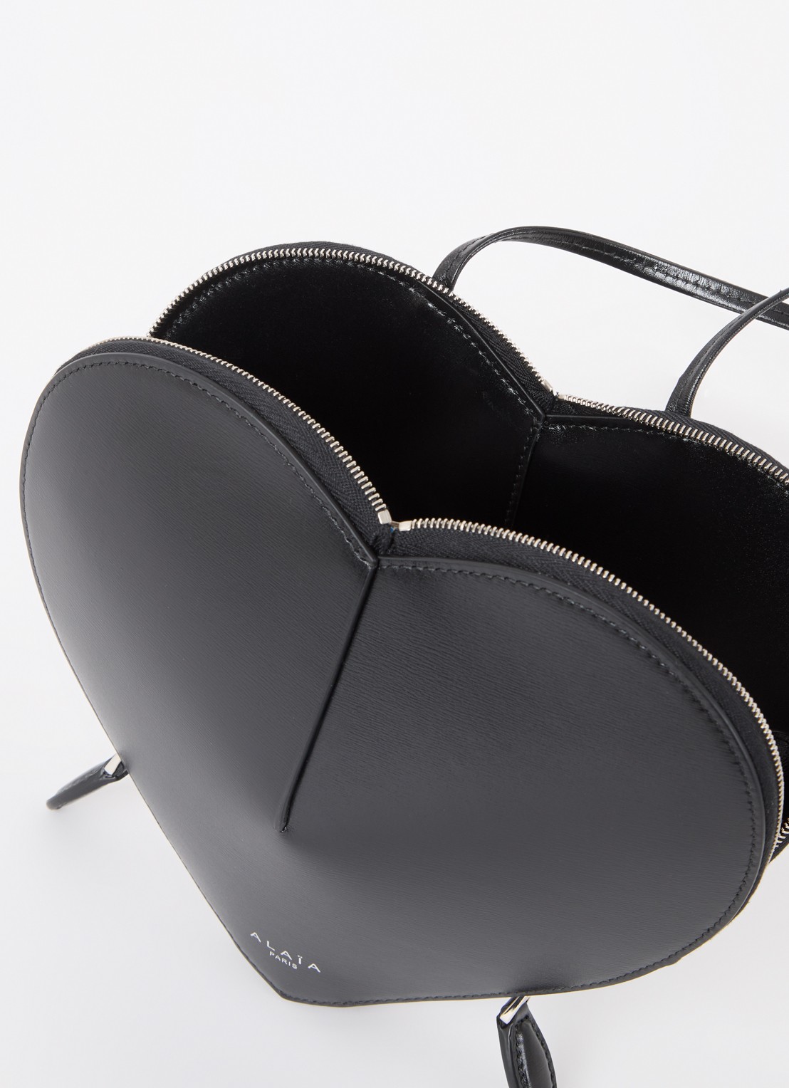 Alaïa Le Coeur crossbodytas van kalfsleer  - detail 4 zwart