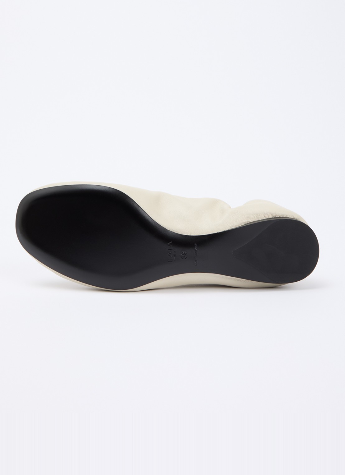 Alaïa Lune ballerina van leer - detail 3 creme