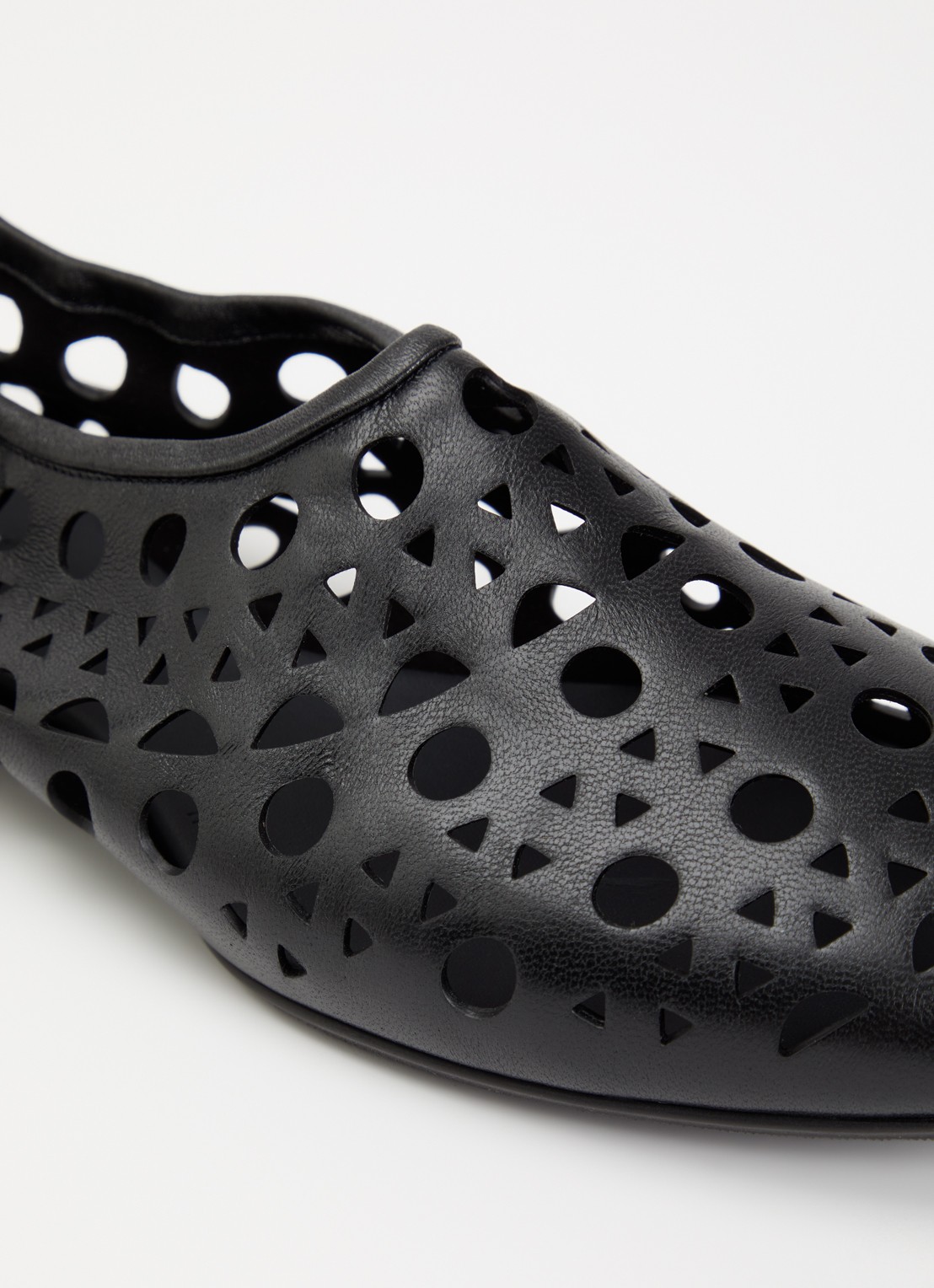 Alaïa Neo Vienne ballerina van kalfsleer - detail 6 zwart