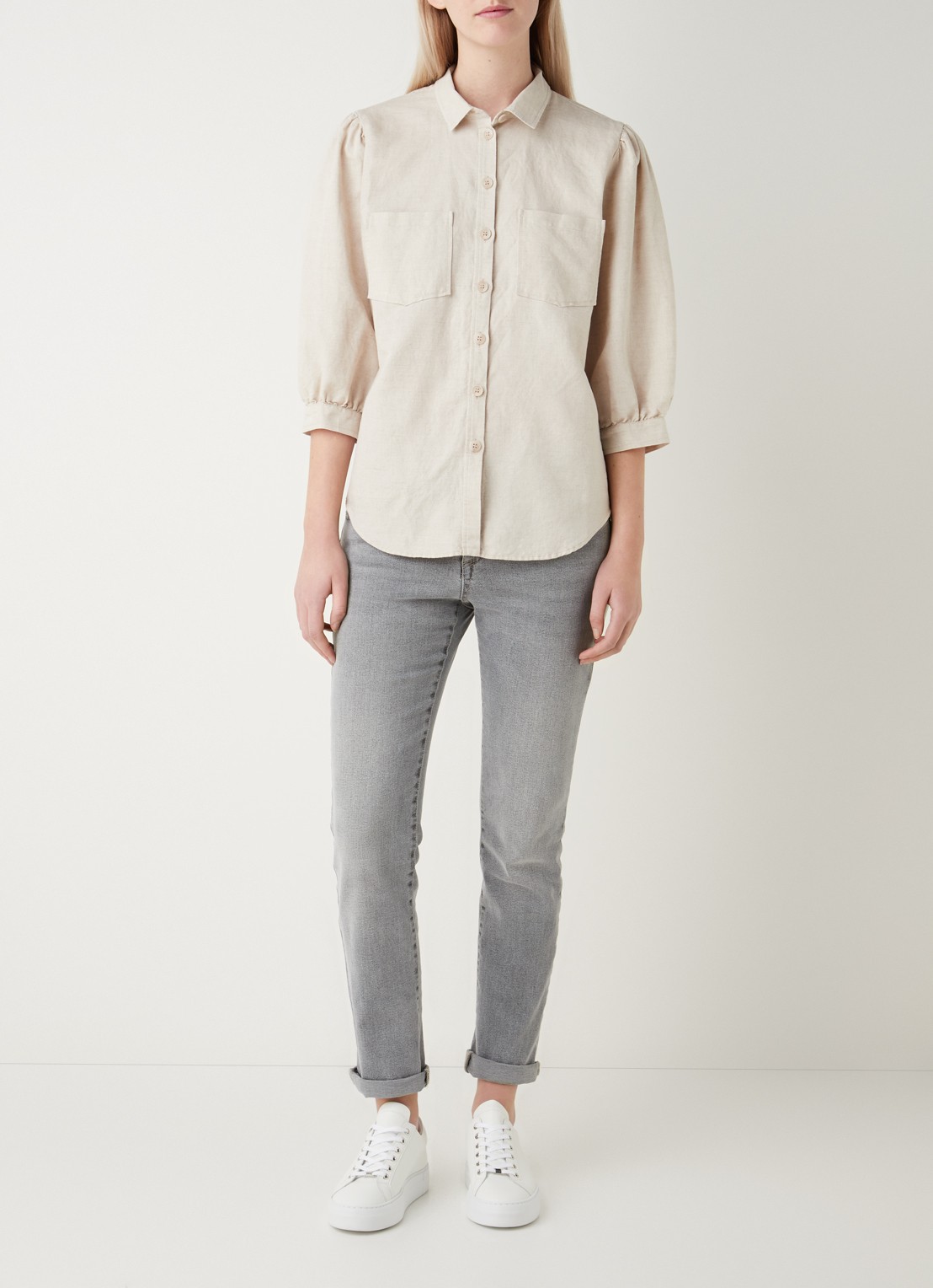 alchemist Dany blouse in linnenblend met borstzakken - voorkant 4 beige