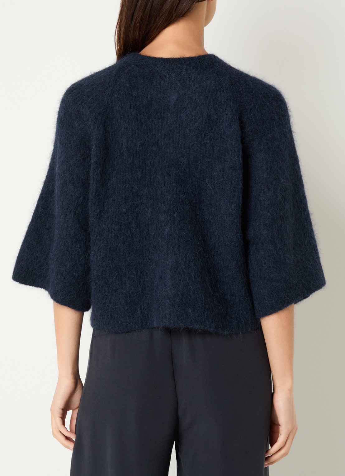 alchemist Mimosa grofgebreid vest met ronde hals - achterkant 2 donkerblauw