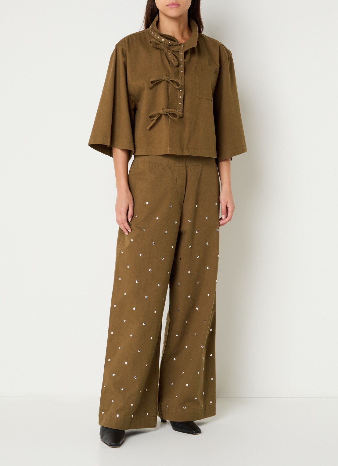 alchemist Moonflower high waist wide fit cullote met studs - voorkant 3 mosgroen
