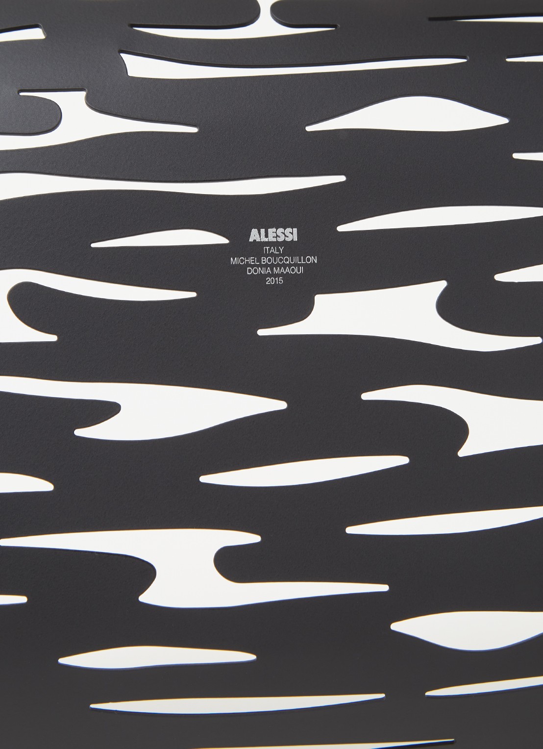 Alessi Bark fruitschaal 51,5 cm - detail 3 zwart