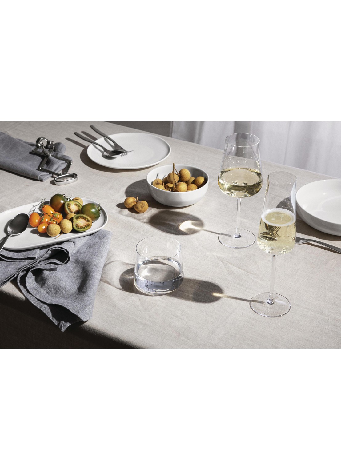 Alessi Eugenia witte wijnglas 45 cl - achterkant transparant