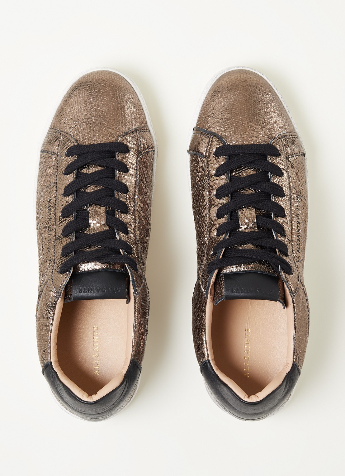 ALLSAINTS Sheer shimmer sneaker met metallic finish - detail 3 goud