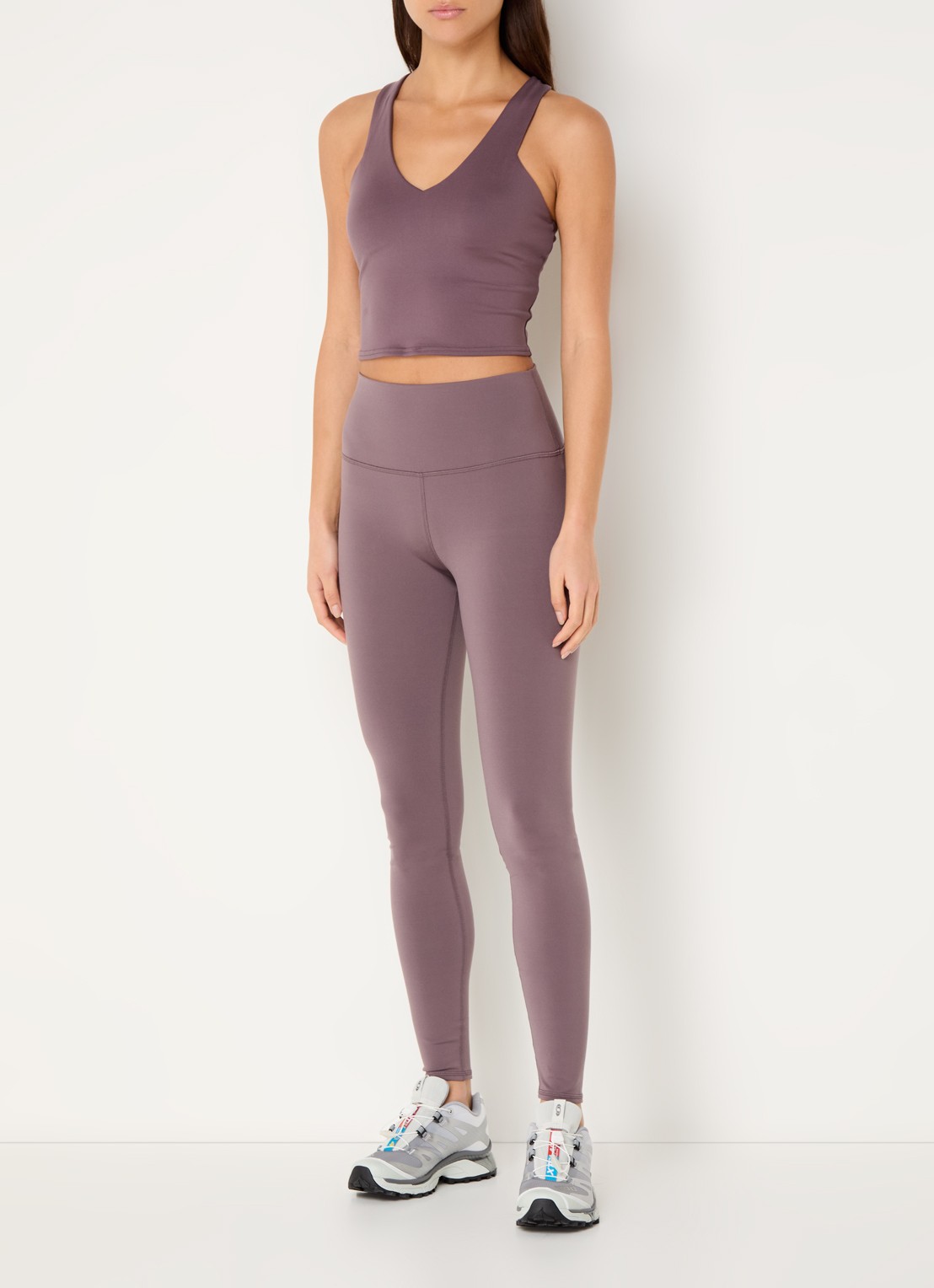 Alo Yoga High waist trainingslegging met logo - voorkant 5 bruin