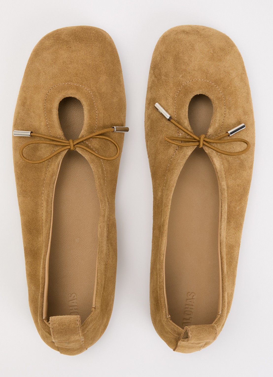 ALOHAS Rosalind ballerina van suède - detail 3 camel