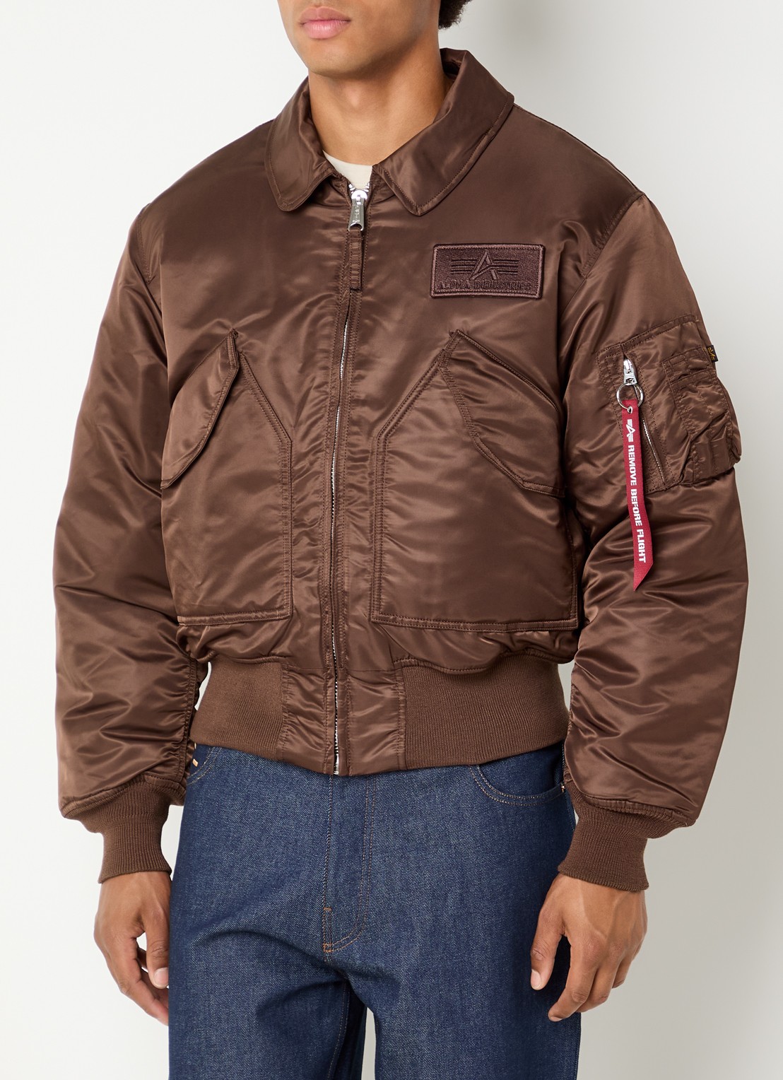 Alpha Industries CWU-45P Heritage gewatteerd bomberjack met opgestikte zakken - detail 2 bruin