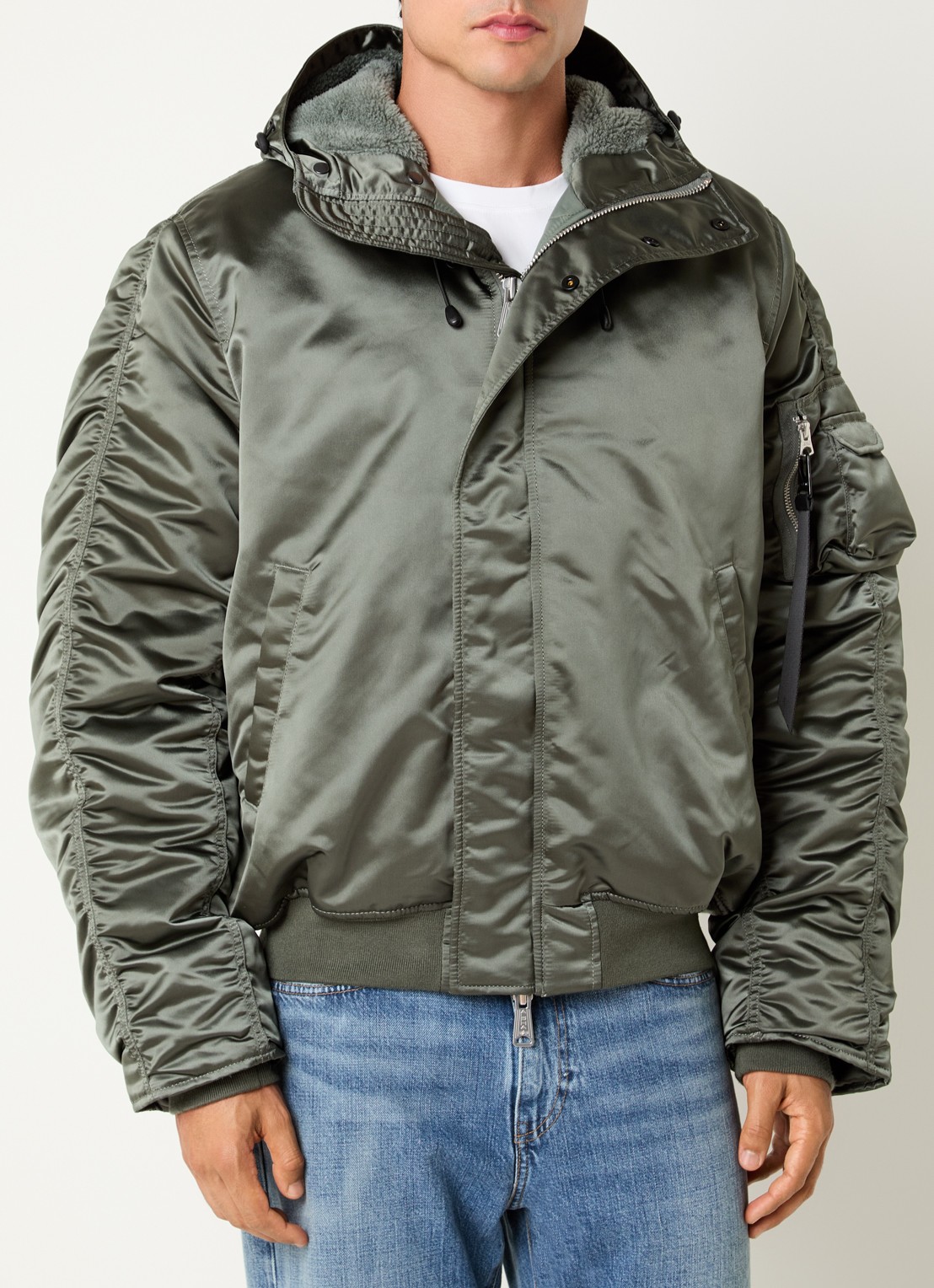 Alpha Industries N-2B Base UV gewatteerd bomberjack met ruches - detail mosgroen