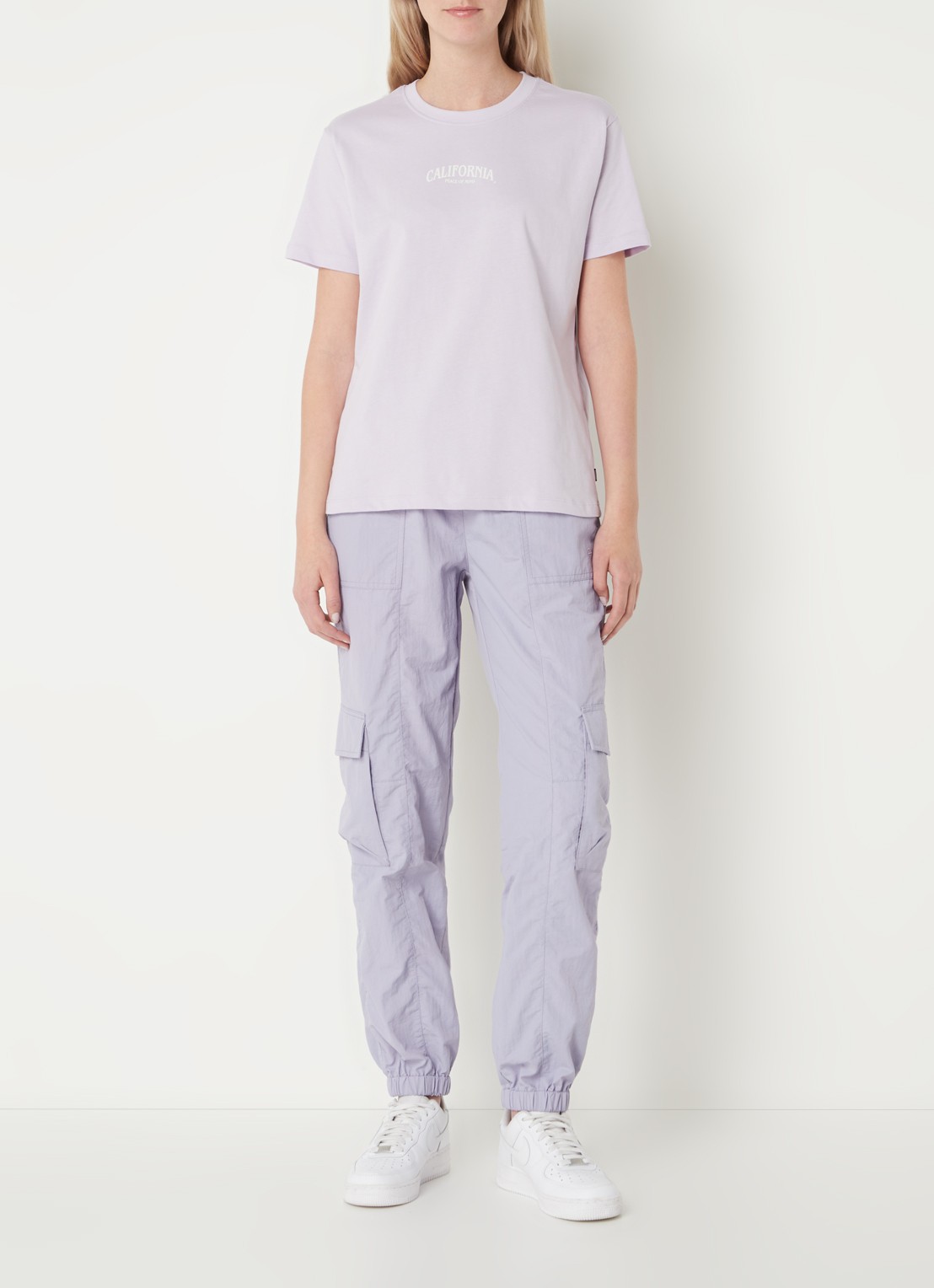 America Today Emily T-shirt met tekstprint - voorkant 3 lila