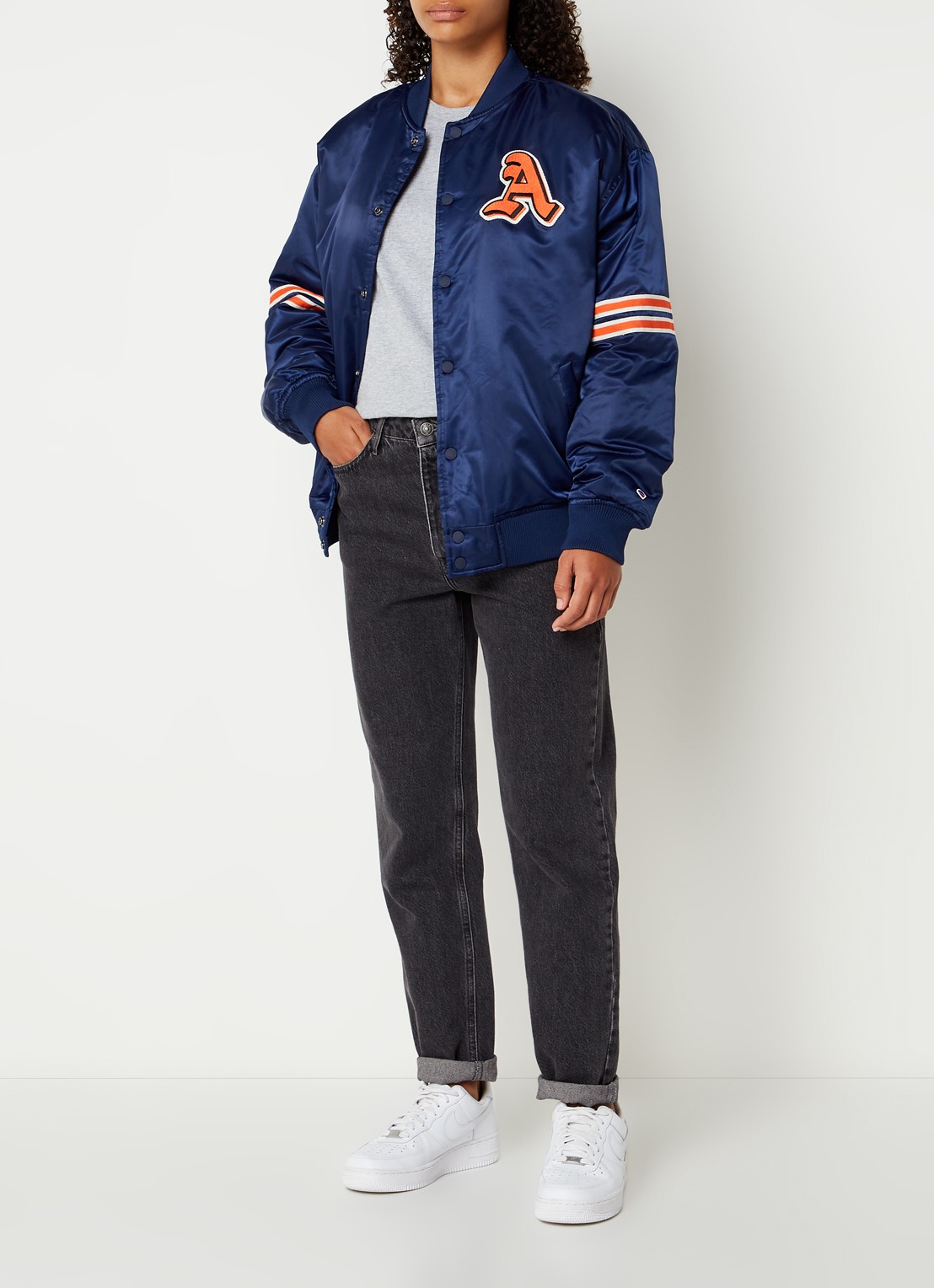 America Today Joel gewatteerd bomberjack met patch - voorkant 2 blauw