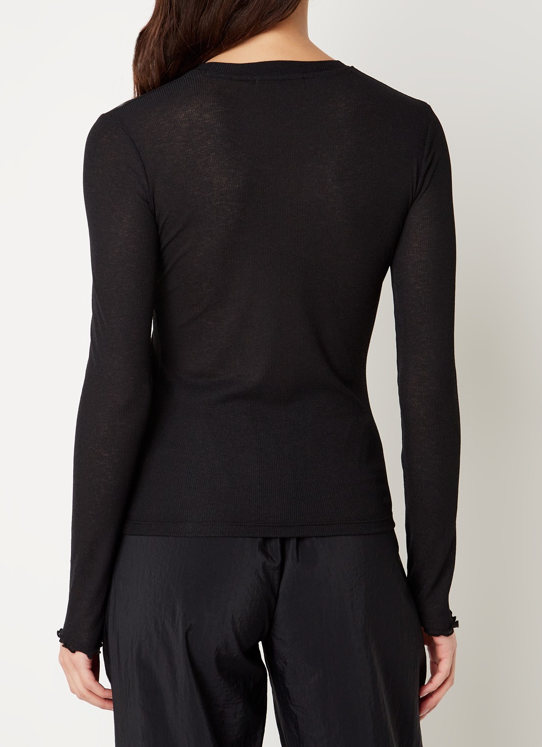 America Today Laia fijngebreide longsleeve met golvende zoom - achterkant 4 zwart