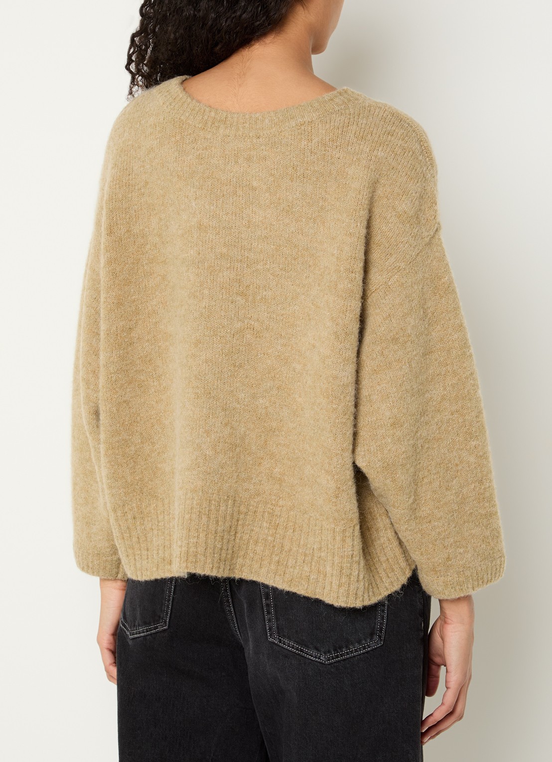 American Vintage East fijngebreide trui in alpaca wolblend - achterkant 4 beige