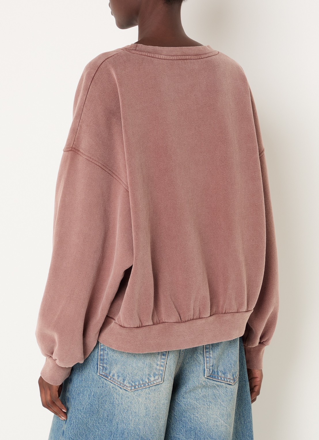 American Vintage Jitbaynoyer sweater met logo  - achterkant 2 bruin