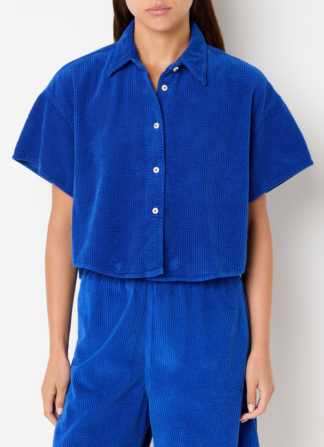 American Vintage Padow cropped blouse van corduroy - detail 4 kobaltblauw