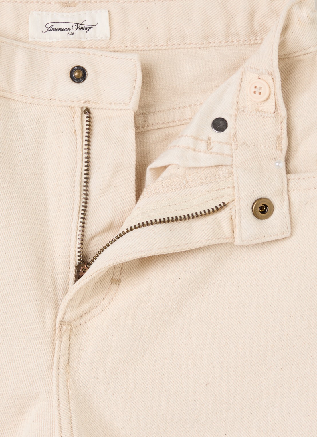 American Vintage Snopdog regular fit jeans met gekleurde wassing - detail ivoor