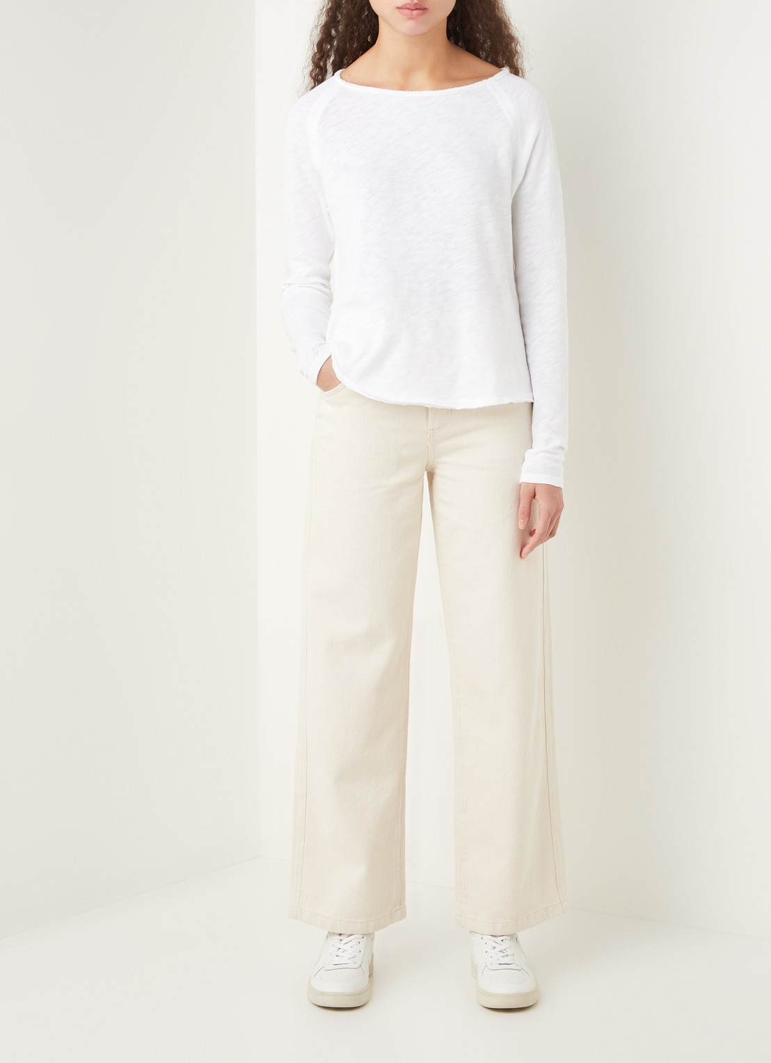 American Vintage Sonoma longsleeve met boothals - voorkant 2 wit