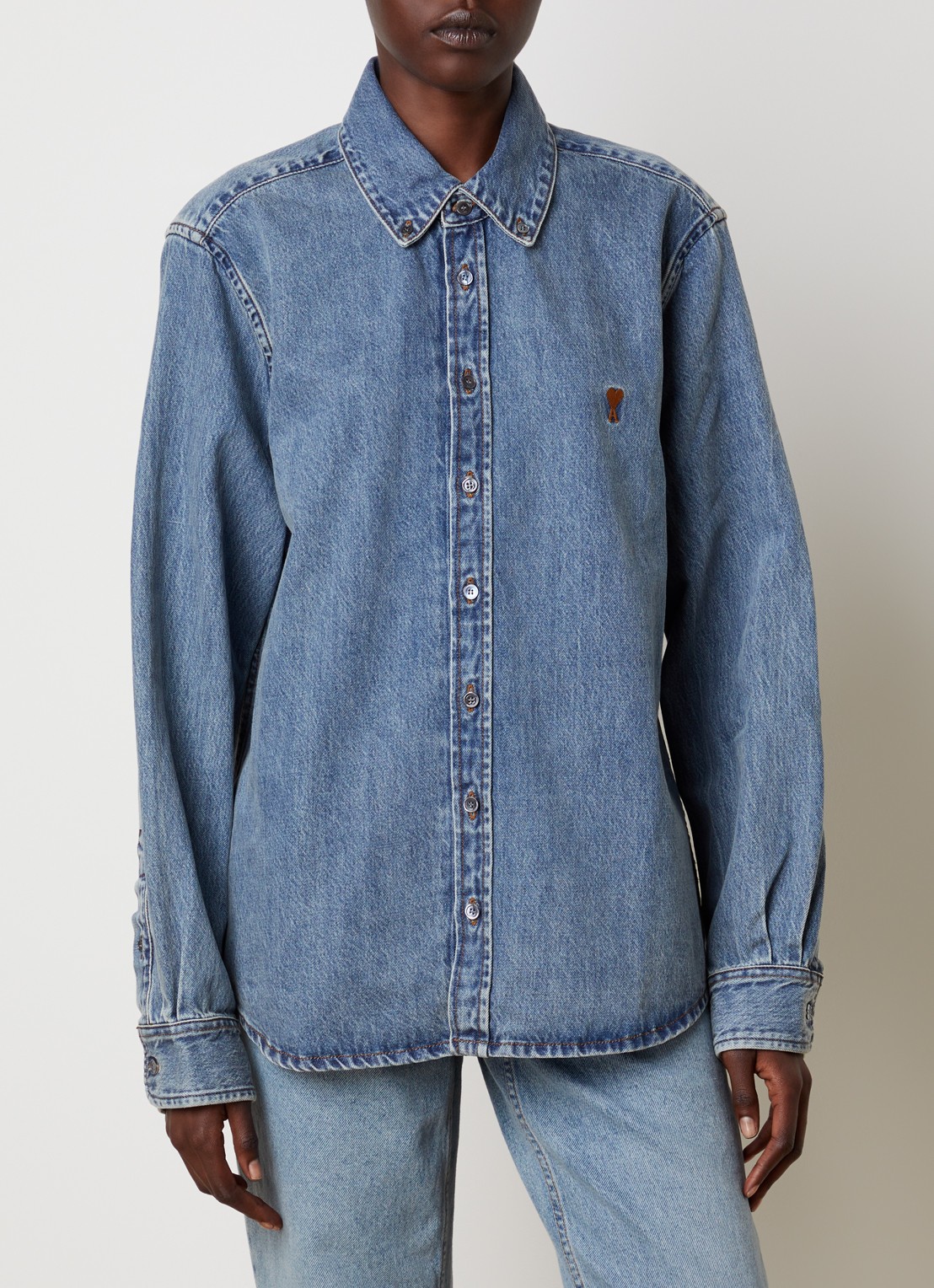 AMI Paris Blouse van denim - detail indigo