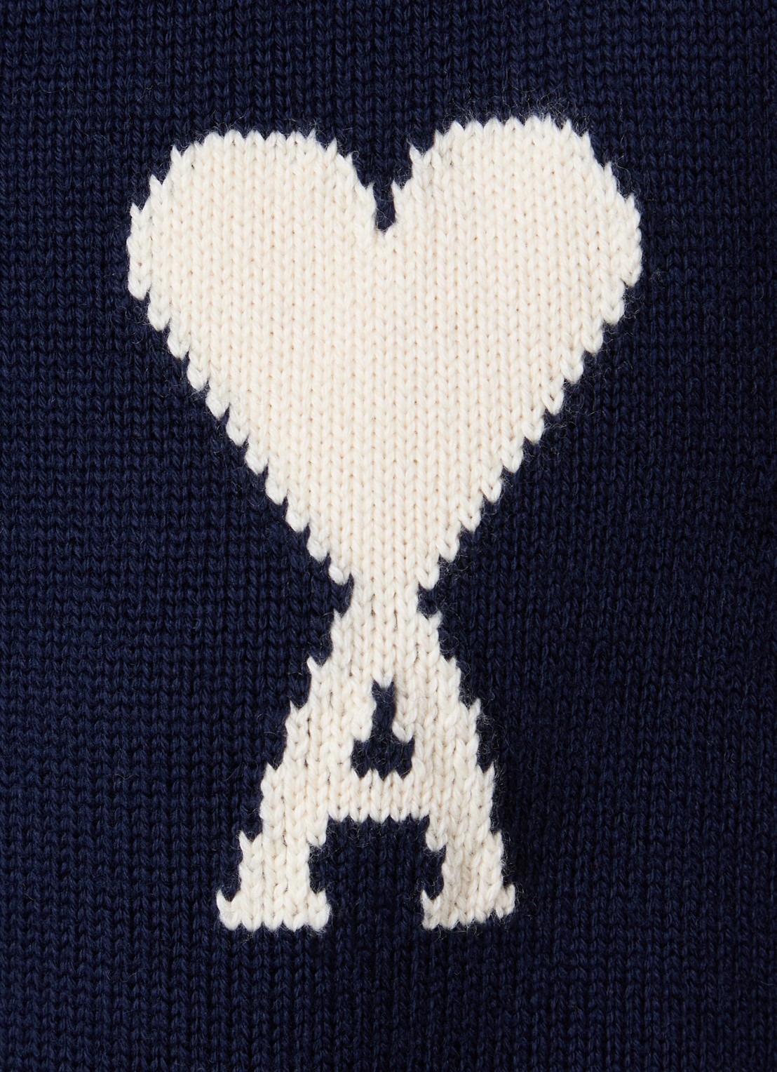 AMI Paris Grofgebreide spencer in scheerwolblend met ingebreid logo - detail 5 donkerblauw