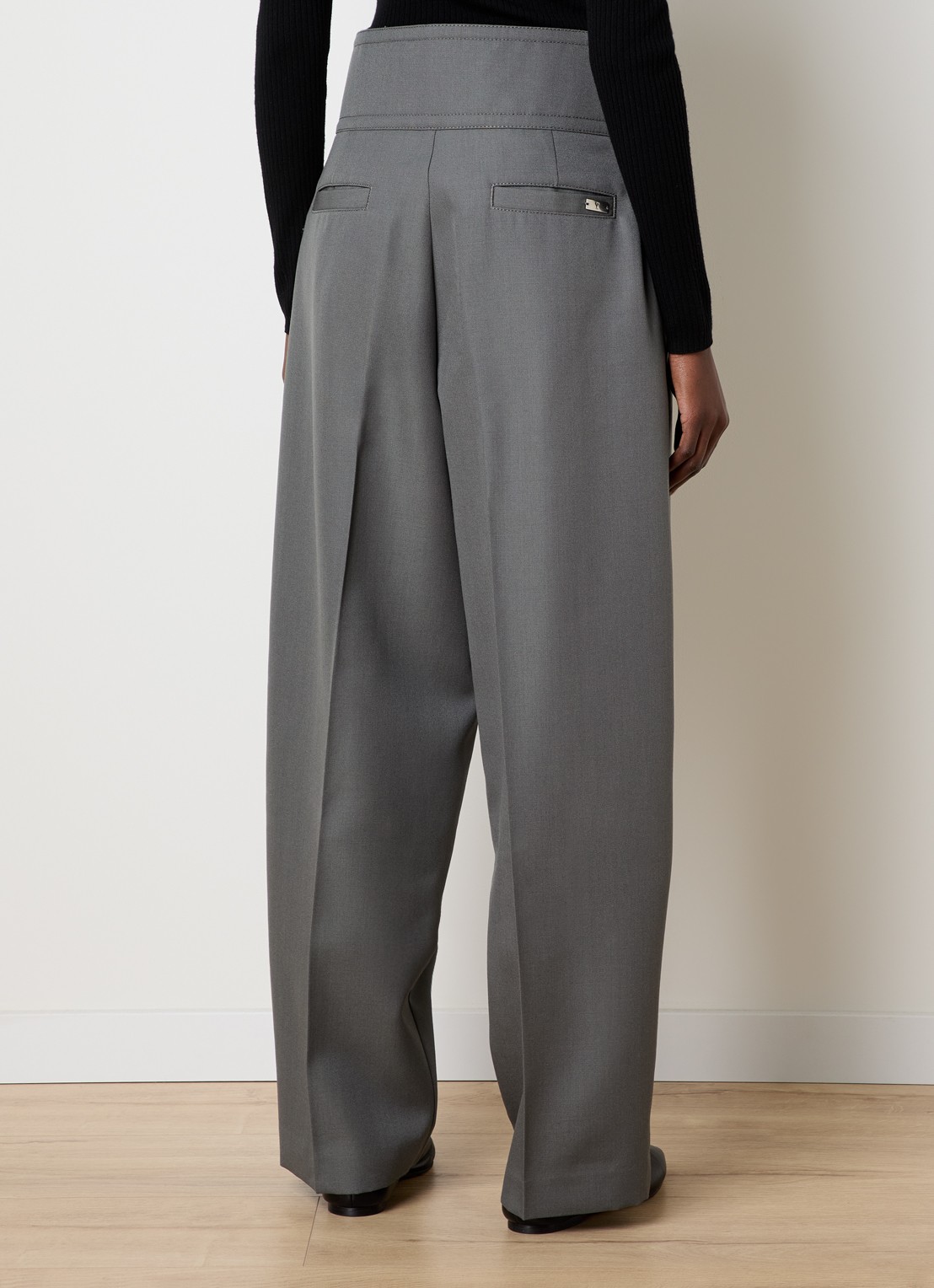 AMI Paris High waist loose fit pantalon van wol met steekzakken - achterkant 3 grijs