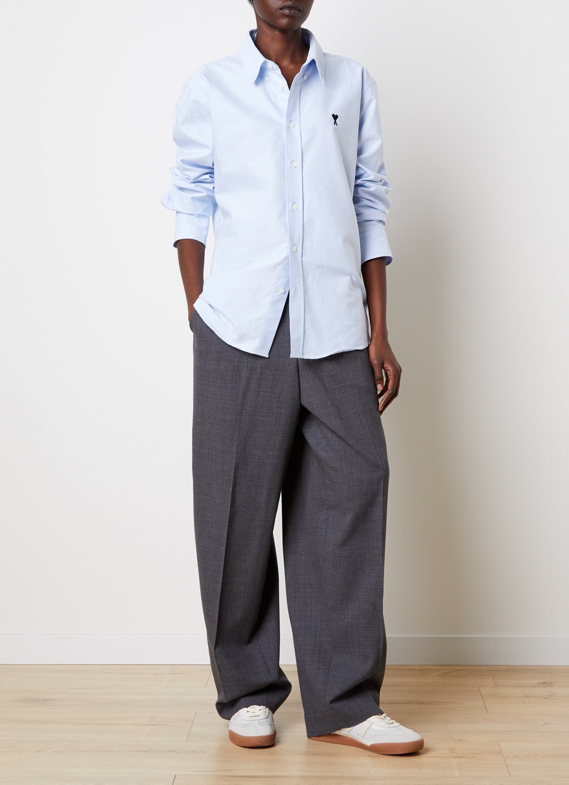 Ami Paris High waist wide fit broek van wol met steekzakken - voorkant 4 grijs