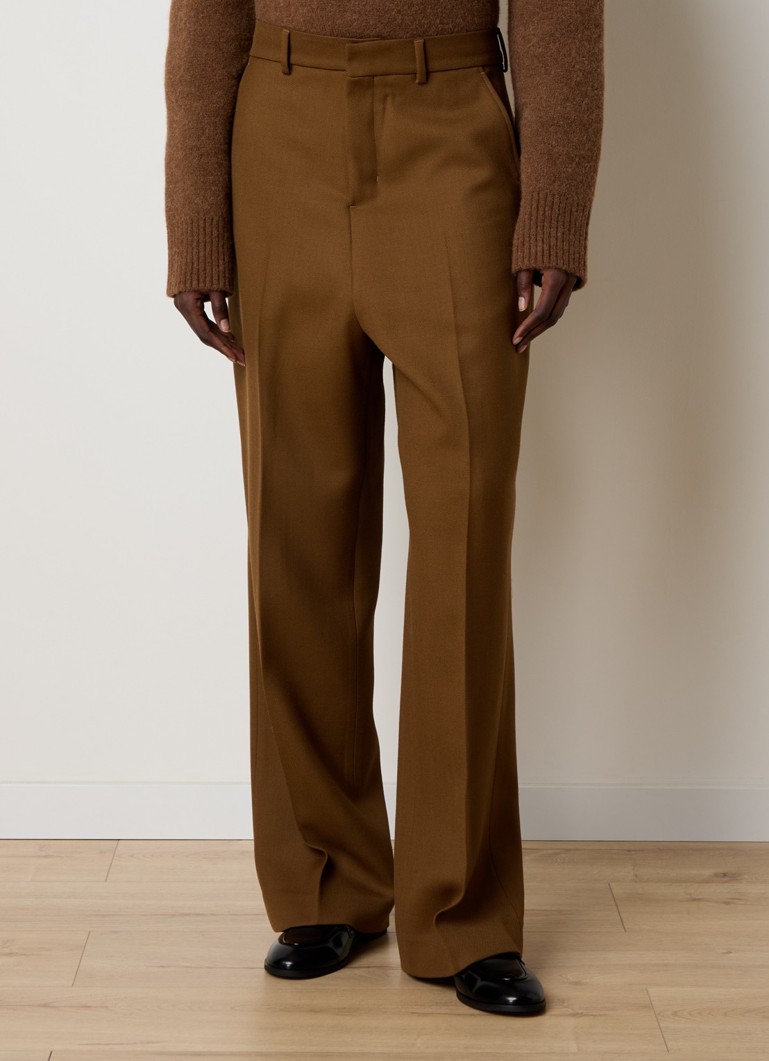 AMI Paris High waist wide fit pantalon met steekzakken - detail 4 bruin